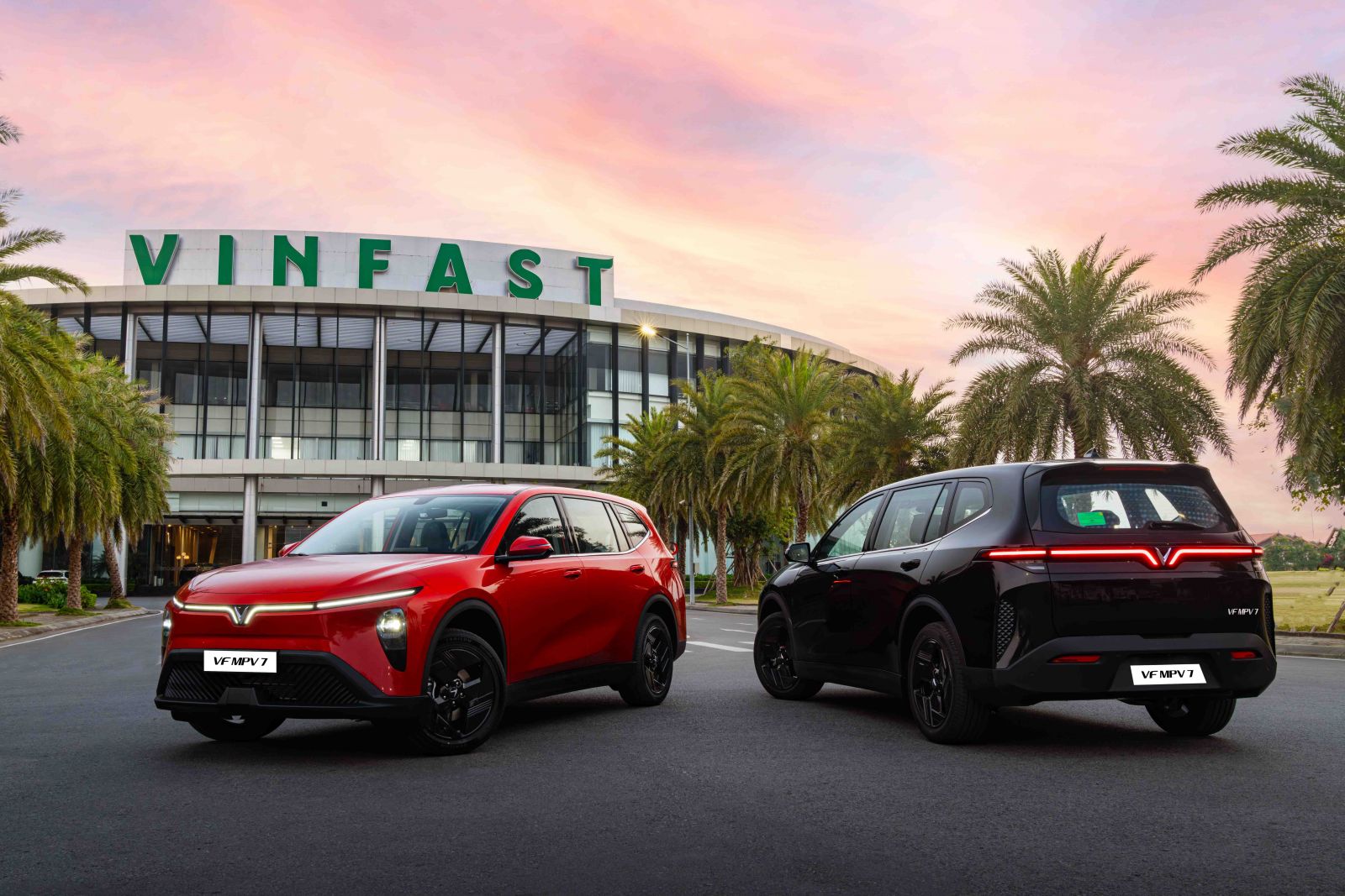 VinFast-MPV7-2